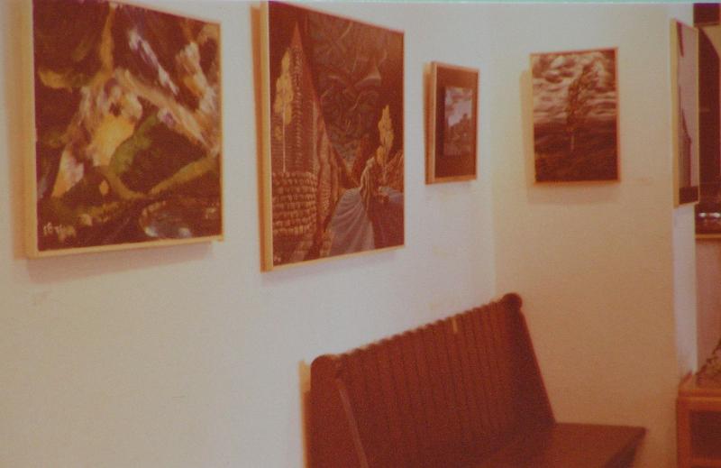 Präsentation linke Raumseite.jpg